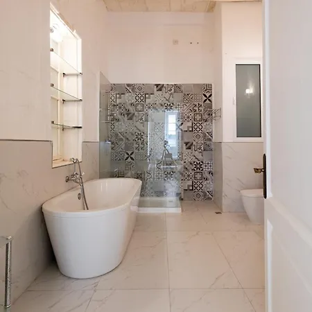 Bnbnova - Historic Duplex Apartament Valletta