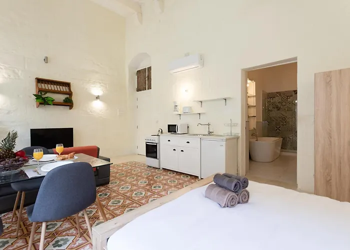 Lejlighed Bnbnova - Historic Duplex *