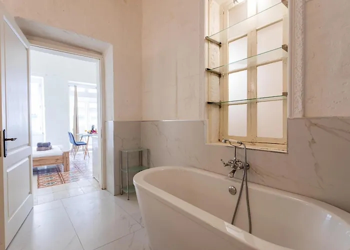 Bnbnova - Historic Duplex Valletta