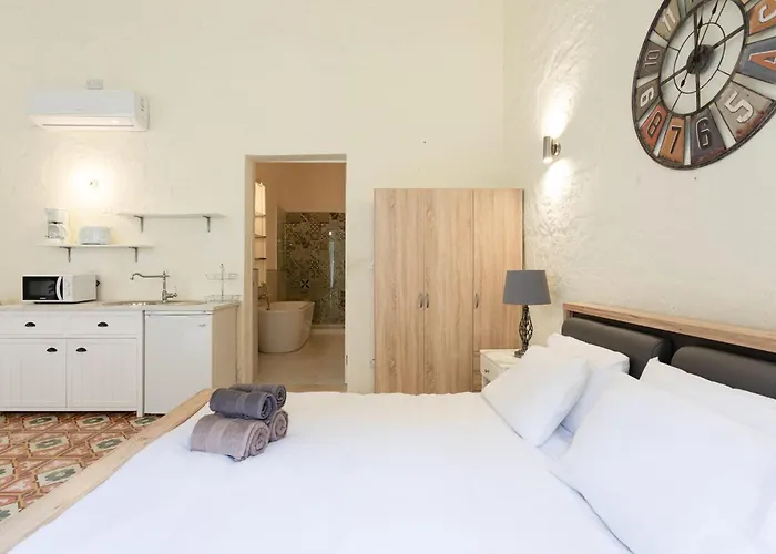 Bnbnova - Historic Duplex